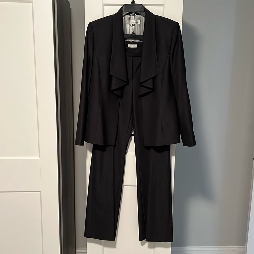 Tahari ASL pants suit
